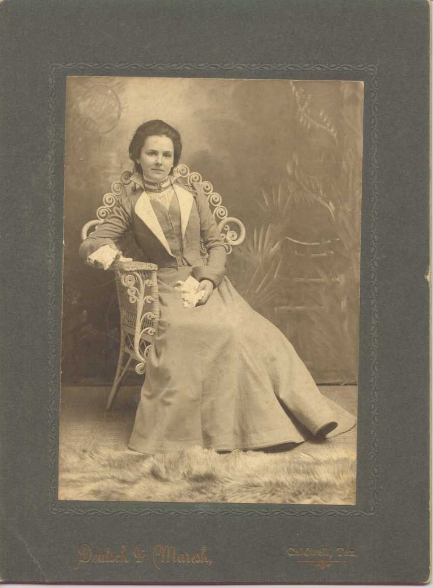 Possible Sherrill woman, Burleson County, Texas