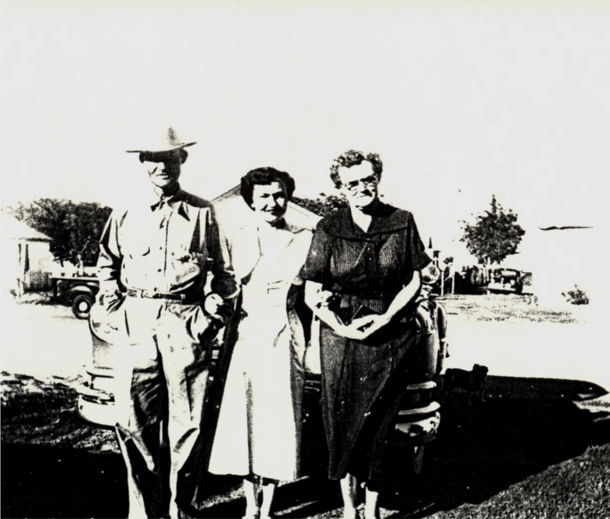 Thomas, Maxine & Ruby Gillispie, Dawson County, Texas