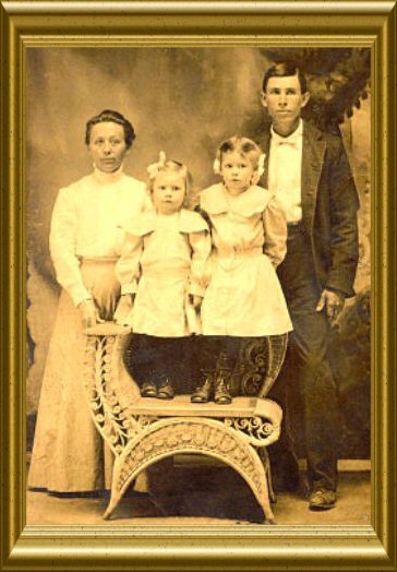 Joseph Lossie Beasley
and Family, Sutton County, Texas